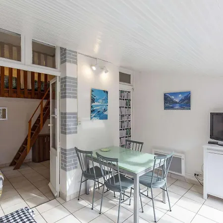 **charmant A Avec Balcon, Proche Des Pistes Et Randonnees** - Fr-1-401-253 *