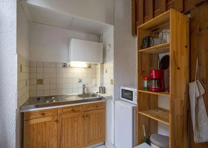 **charmant A Avec Balcon, Proche Des Pistes Et Randonnees** - Fr-1-401-253